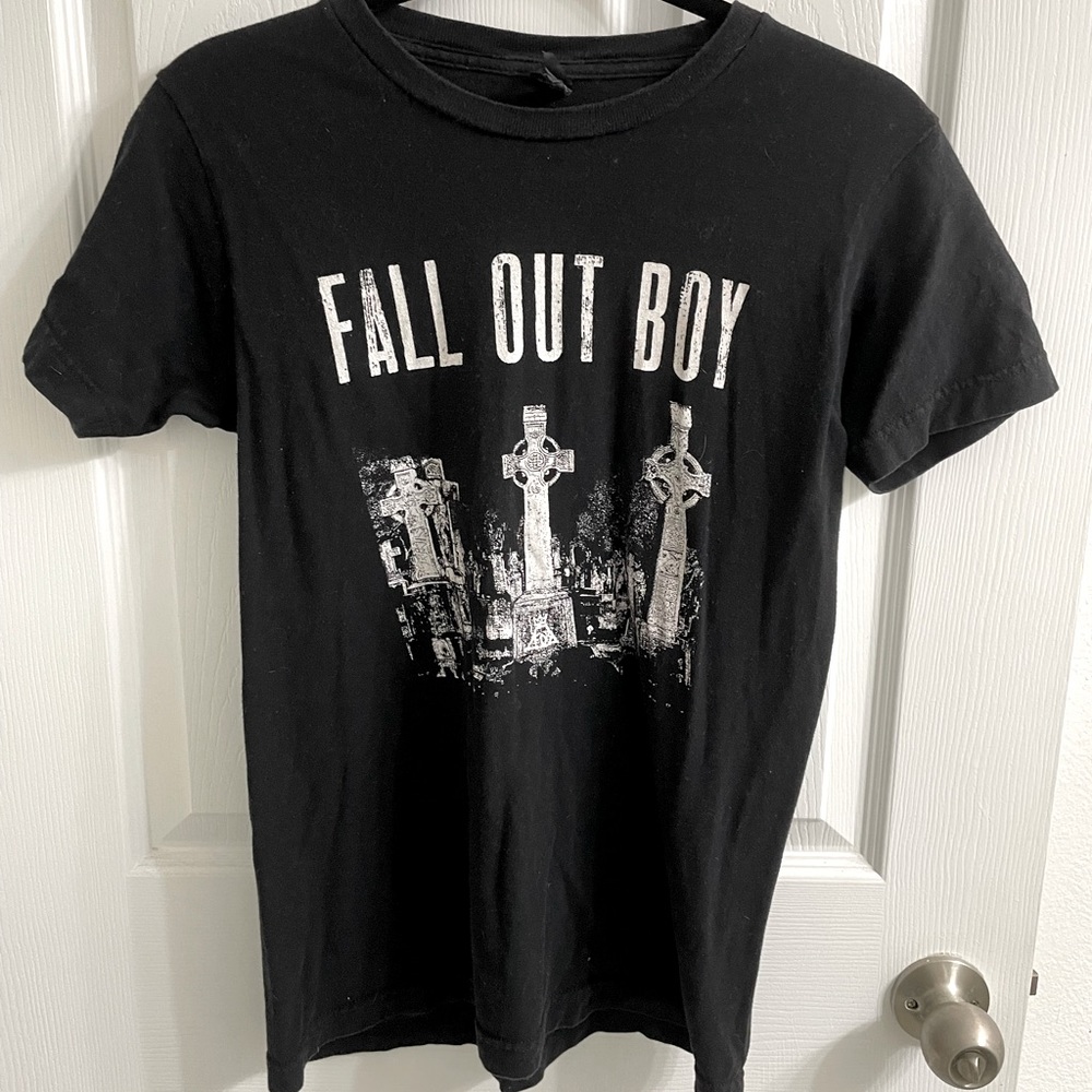 5/$25 Fall Out Boy 2014 Tour Merch Band Tee Black Cemetery Save Rock and Roll